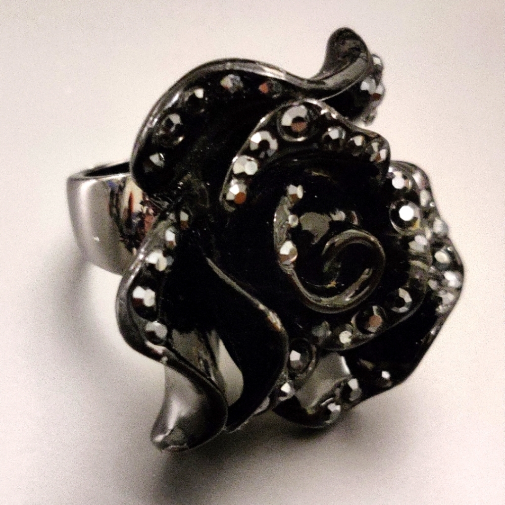 Black Camelia Rose Flower Cocktail Ring